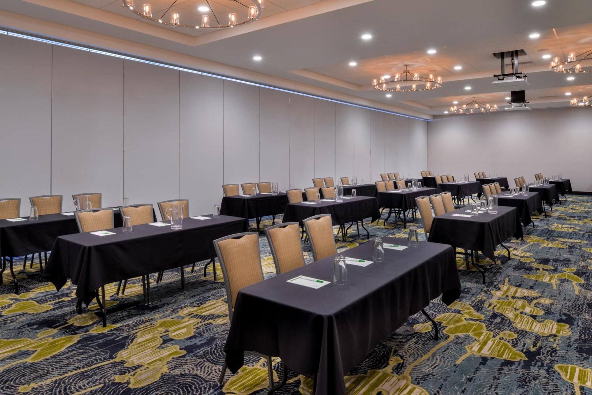 Holiday Inn Detroit Northwest - Livonia By Ihg Eksteriør bilde
