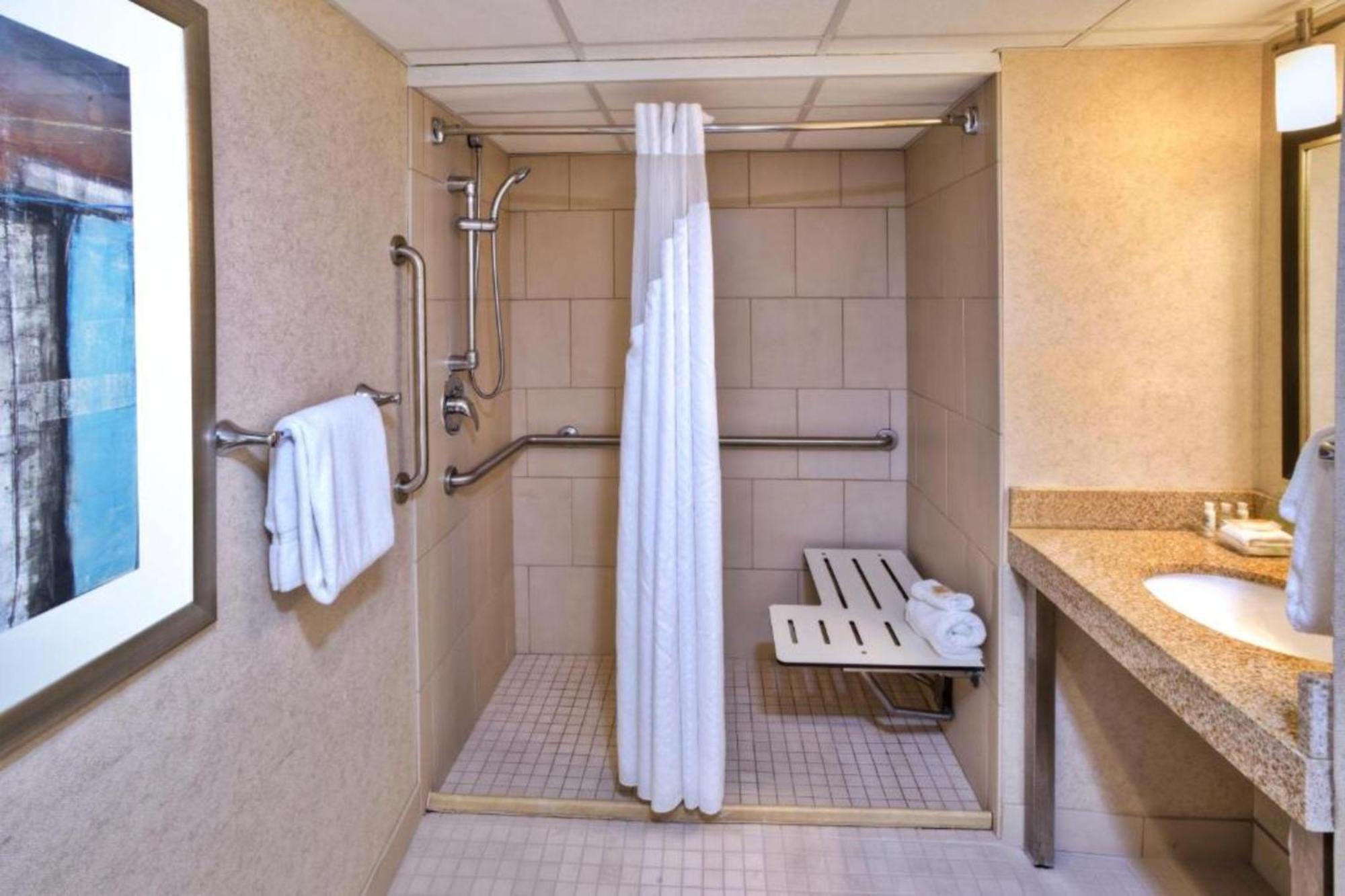 Holiday Inn Detroit Northwest - Livonia By Ihg Eksteriør bilde