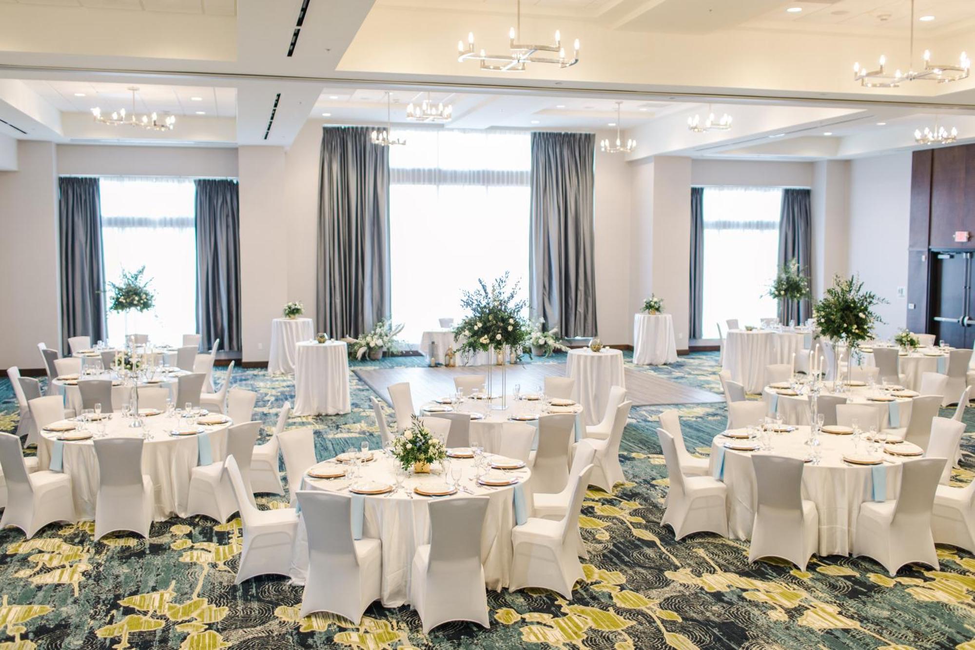 Holiday Inn Detroit Northwest - Livonia By Ihg Eksteriør bilde
