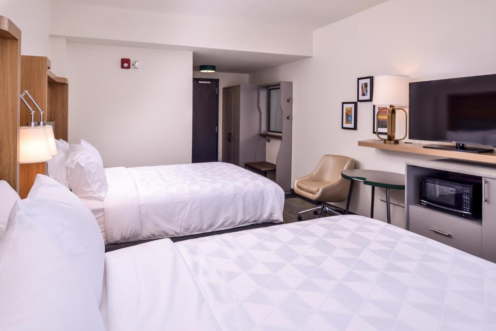 Holiday Inn Detroit Northwest - Livonia By Ihg Eksteriør bilde